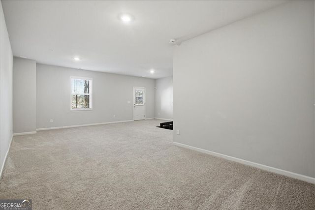776 Woodstock Grove, Woodstock, GA 30188