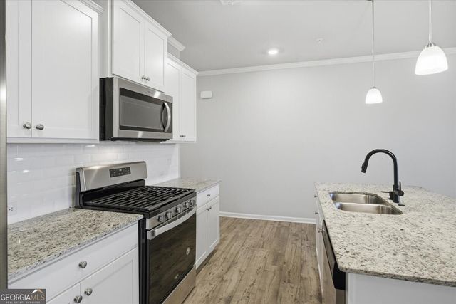 776 Woodstock Grove, Woodstock, GA 30188
