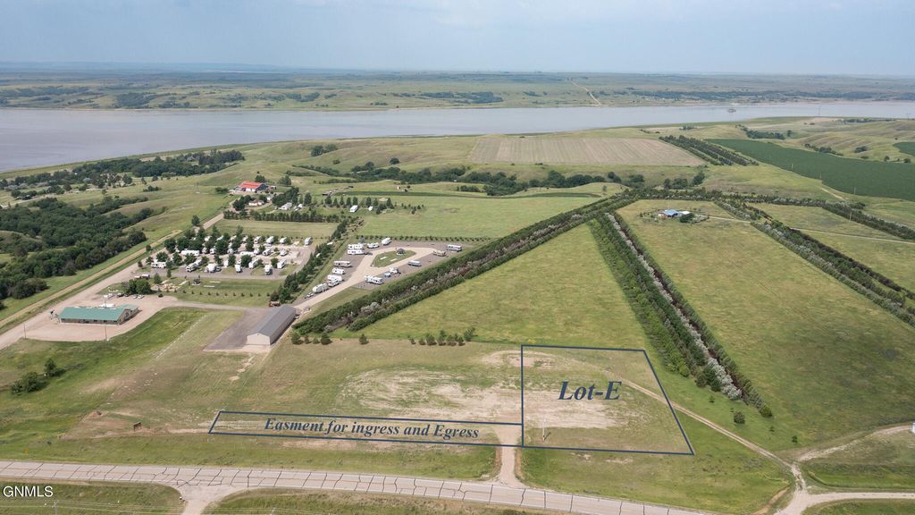 8031 Nd-1804, Linton, ND 58552 photo 2