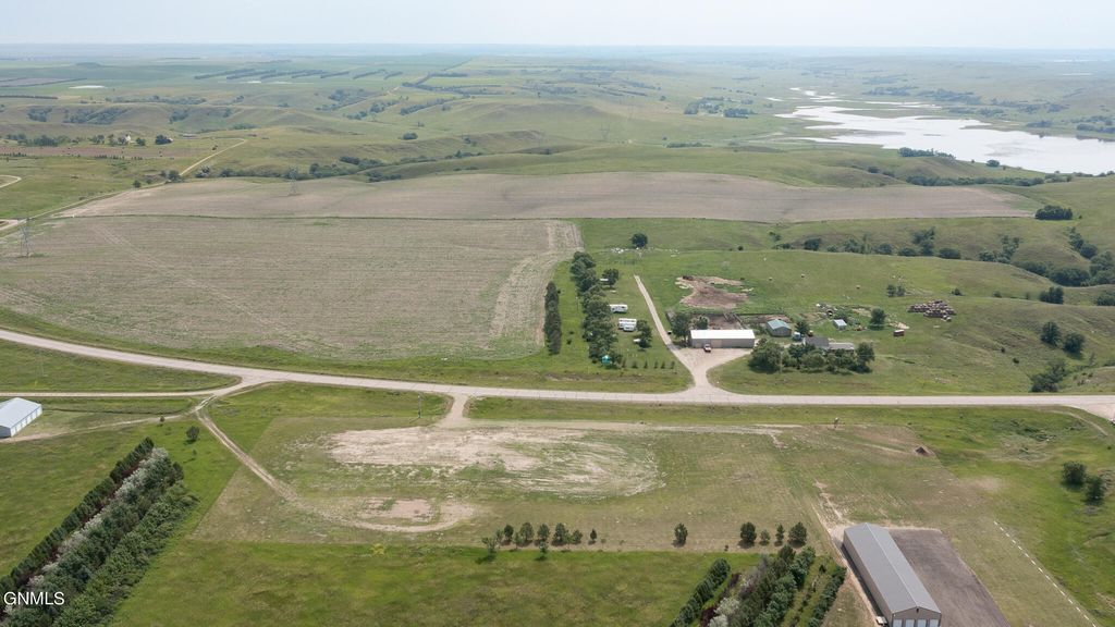 8031 Nd-1804, Linton, ND 58552 photo 5