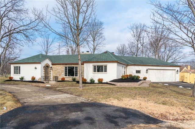 1884 N Longview Street, Beavercreek, OH 45432