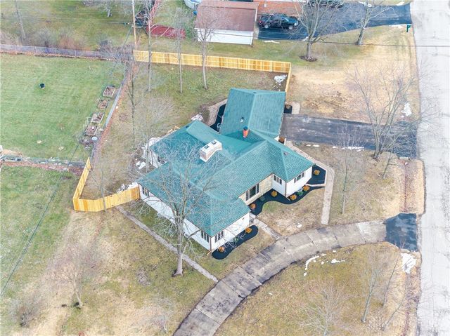 1884 N Longview Street, Beavercreek, OH 45432