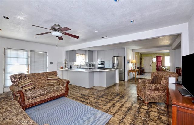 9195 Alder Avenue, Fontana, CA 92335
