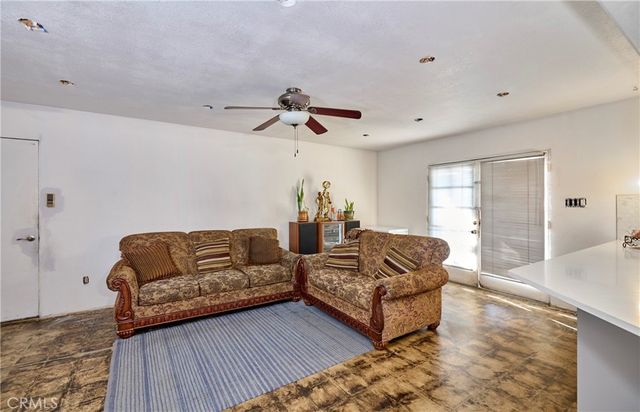 9195 Alder Avenue, Fontana, CA 92335