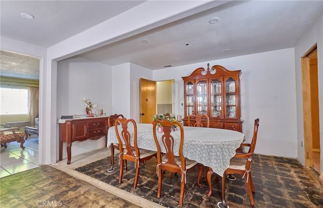9195 Alder Avenue, Fontana, CA 92335