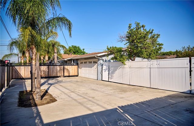 9195 Alder Avenue, Fontana, CA 92335