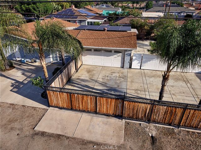 9195 Alder Avenue, Fontana, CA 92335
