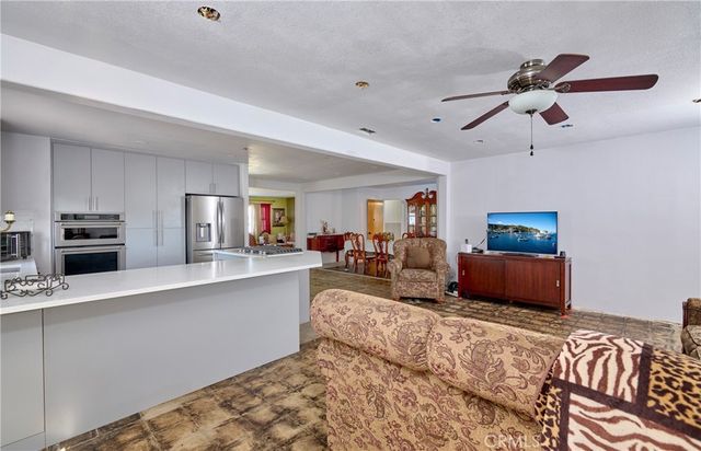 9195 Alder Avenue, Fontana, CA 92335