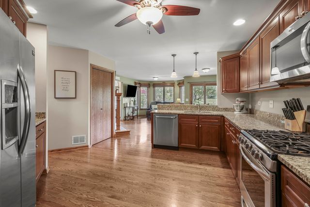 173 Harper Lane, Lemont, IL 60439