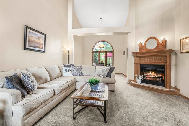 173 Harper Lane, Lemont, IL 60439