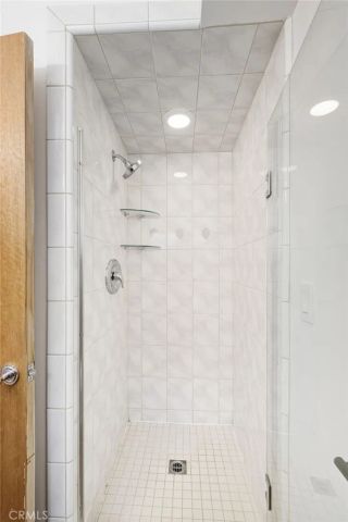 404 Prospect Street, Newport Beach, CA 92663