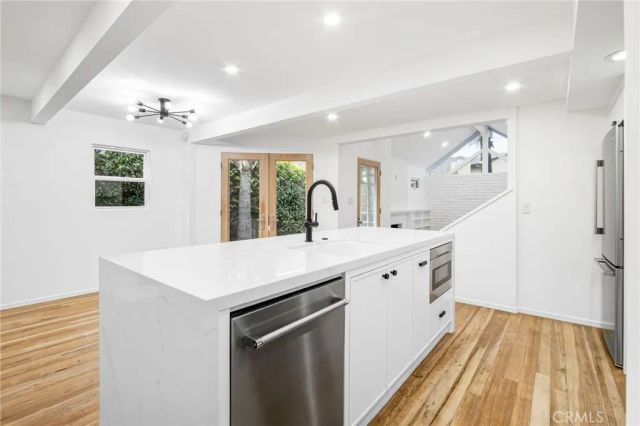 404 Prospect Street, Newport Beach, CA 92663