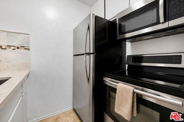 525 S Ardmore Avenue 257, Los Angeles, CA 90020