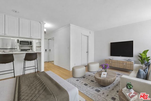 525 S Ardmore Avenue 257, Los Angeles, CA 90020