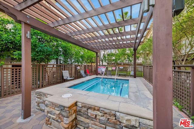 525 S Ardmore Avenue 257, Los Angeles, CA 90020