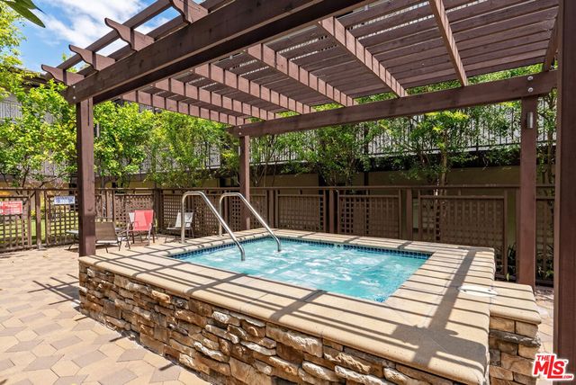 525 S Ardmore Avenue 257, Los Angeles, CA 90020