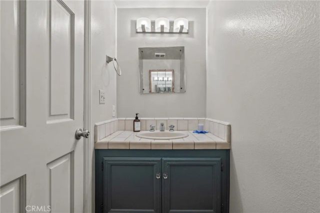25313 Via Brasa, Valencia, CA 91355