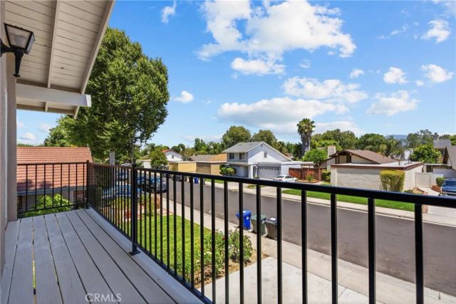 25313 Via Brasa, Valencia, CA 91355