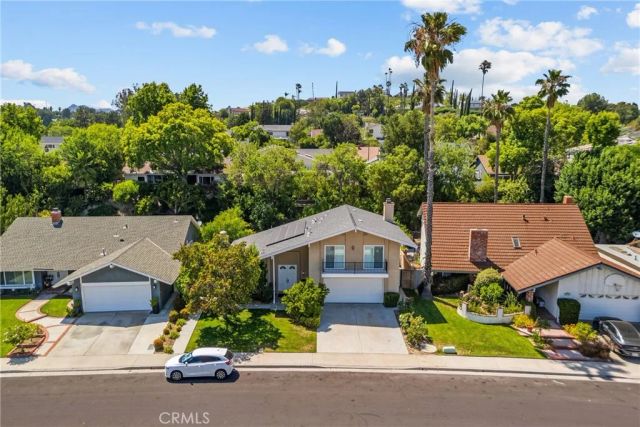 25313 Via Brasa, Valencia, CA 91355
