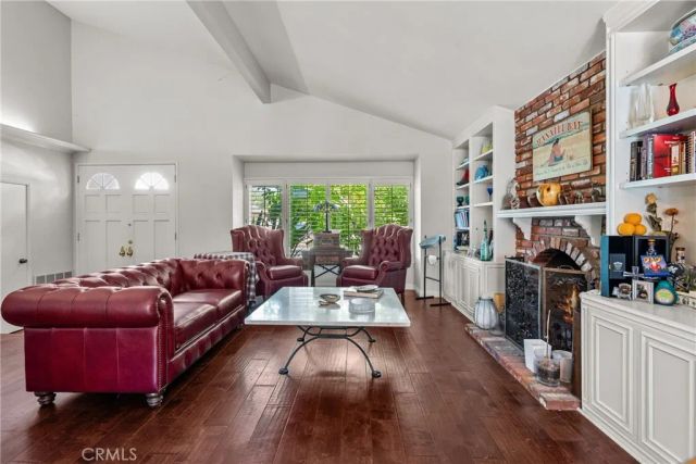25313 Via Brasa, Valencia, CA 91355
