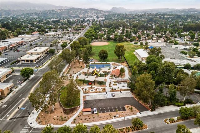 25313 Via Brasa, Valencia, CA 91355