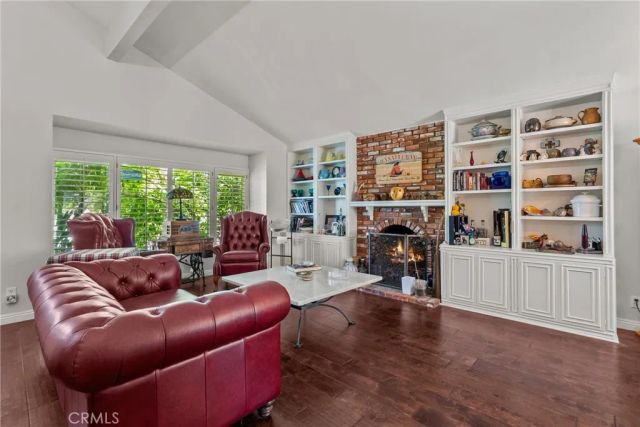 25313 Via Brasa, Valencia, CA 91355