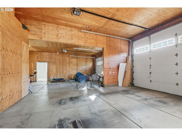 5200 DUNEWOOD Dr, Florence, OR 97439