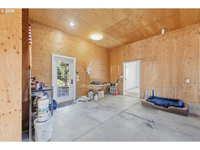 5200 DUNEWOOD Dr, Florence, OR 97439