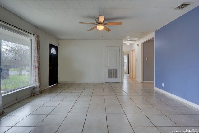 5815 Pyle, San Antonio, TX 78223