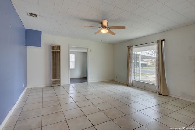 5815 Pyle, San Antonio, TX 78223