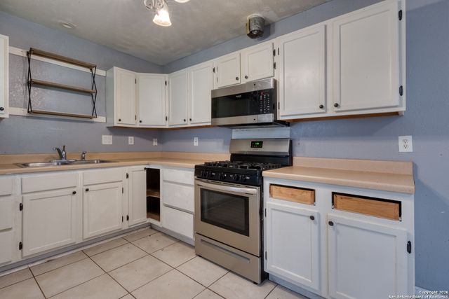 5815 Pyle, San Antonio, TX 78223