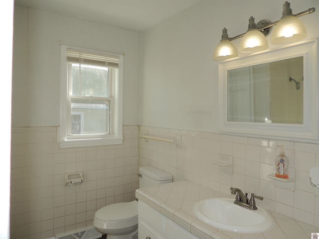 105 E Farthing Street, Mayfield, KY 42066