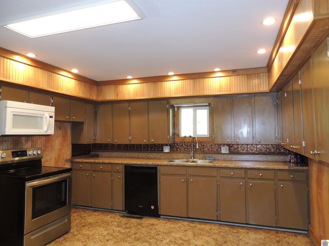 105 E Farthing Street, Mayfield, KY 42066