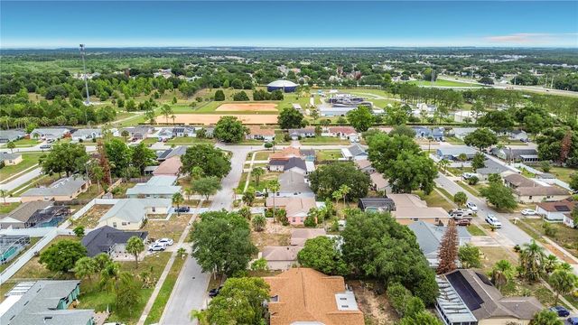 2236 KIWI TRL, Clermont, FL 34714