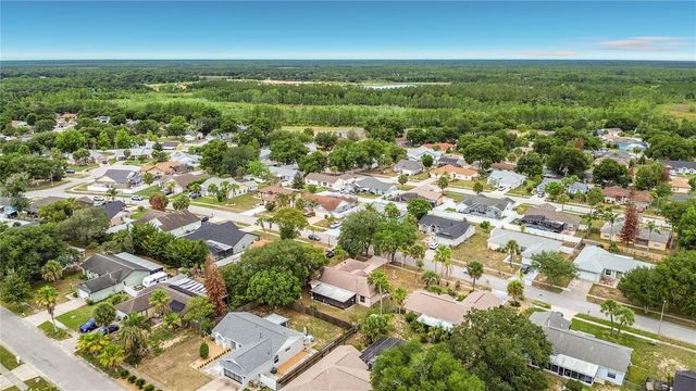 2236 KIWI TRL, Clermont, FL 34714