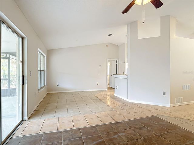 2236 KIWI TRL, Clermont, FL 34714