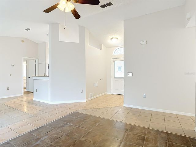 2236 KIWI TRL, Clermont, FL 34714