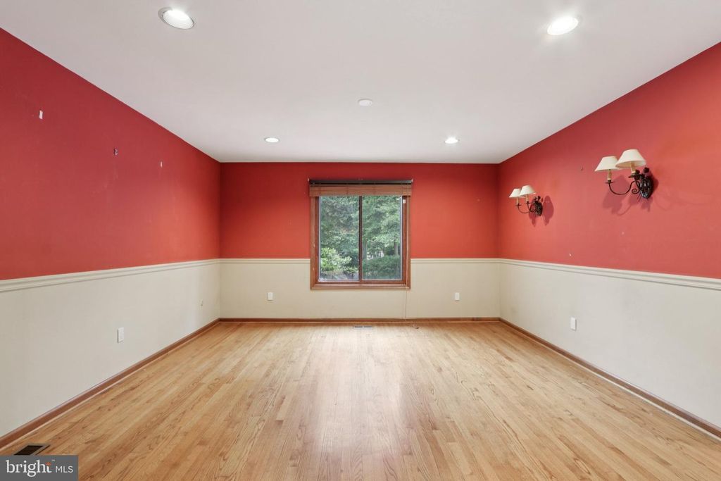 22 HOLLY OAK DR, Voorhees, NJ 08043