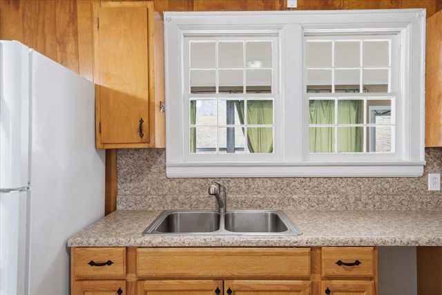 9419 Franklin ST, Ferrum, VA 24088