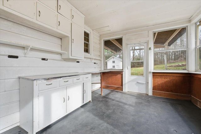 9419 Franklin ST, Ferrum, VA 24088