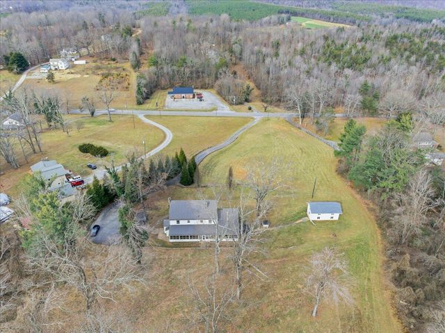 9419 Franklin ST, Ferrum, VA 24088