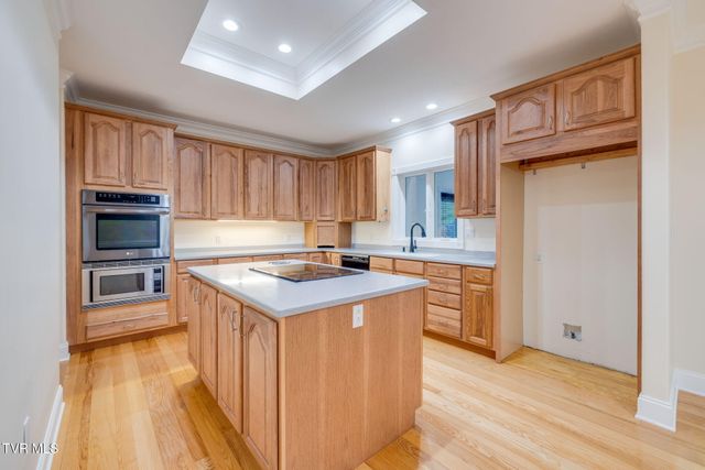 1320 Suntree Road, Unicoi, TN 37692