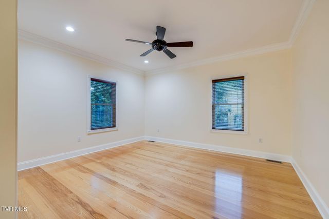 1320 Suntree Road, Unicoi, TN 37692