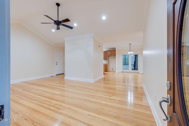 1320 Suntree Road, Unicoi, TN 37692