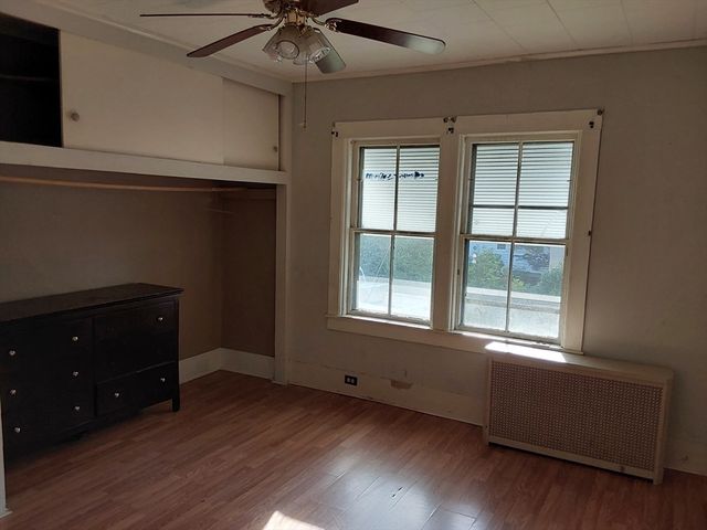 96 East St, Ware, MA 01082
