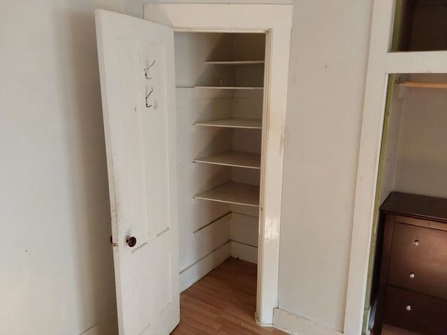 96 East St, Ware, MA 01082