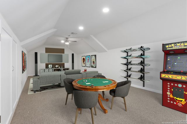 808 Heinen Road, Bandera, TX 78003
