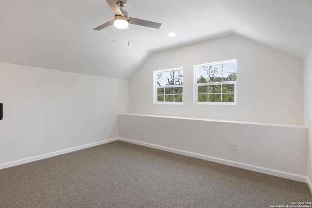 808 Heinen Road, Bandera, TX 78003