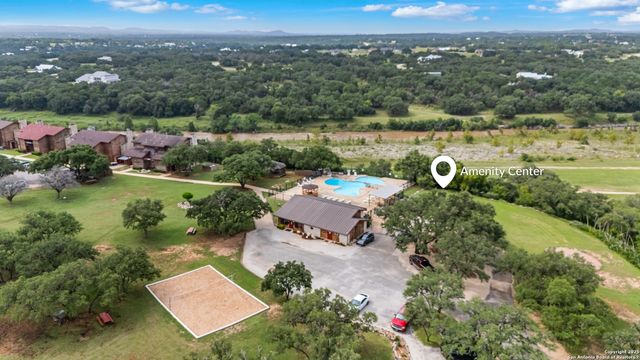808 Heinen Road, Bandera, TX 78003