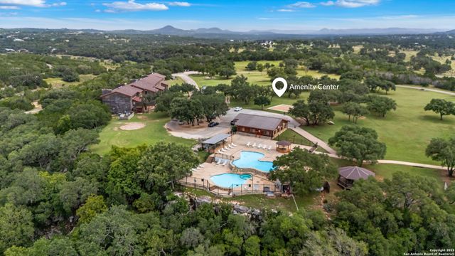 808 Heinen Road, Bandera, TX 78003